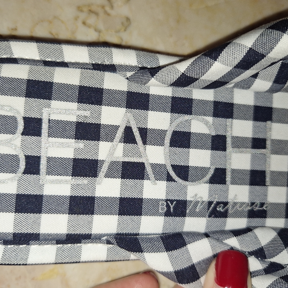 NWOT Gingham Sandals - Picture 7 of 7